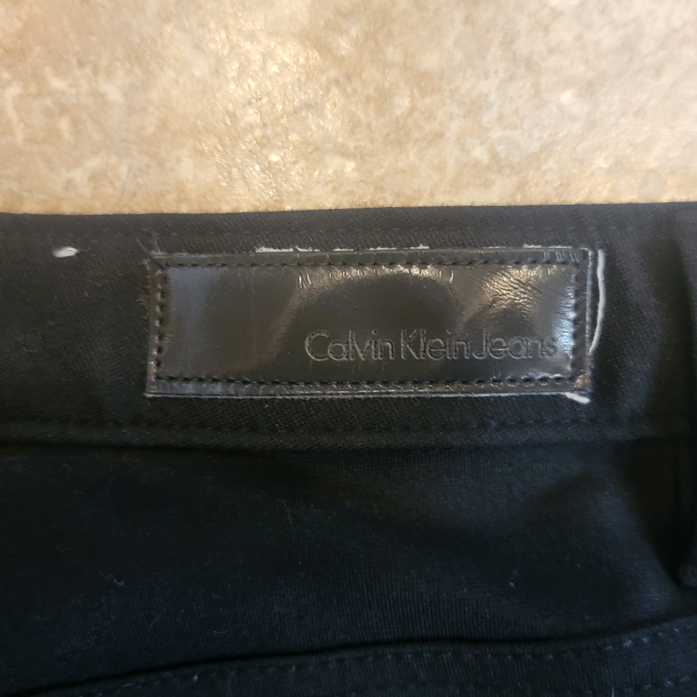 Calvin Klien SZ 6 Black Women's Pants. Sweater For Sale Seperately. - Picture 2 of 5